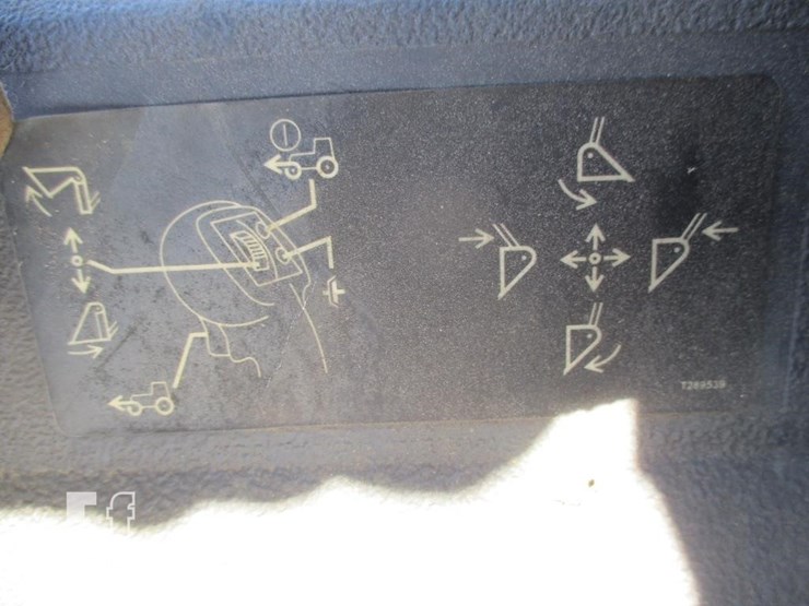 2014-deere-410k-image-10