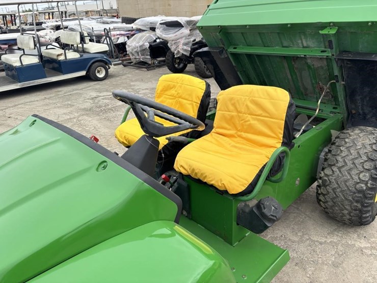 john-deere-gator-image-9