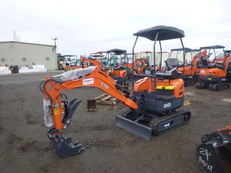 aboss-gh25-hydraulic-excavator-image-1