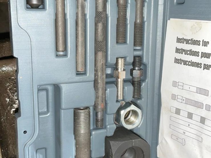 #231-•-parts-shelf-and-contents-image-23