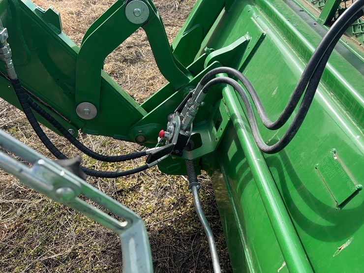 john-deere-6195m-image-20