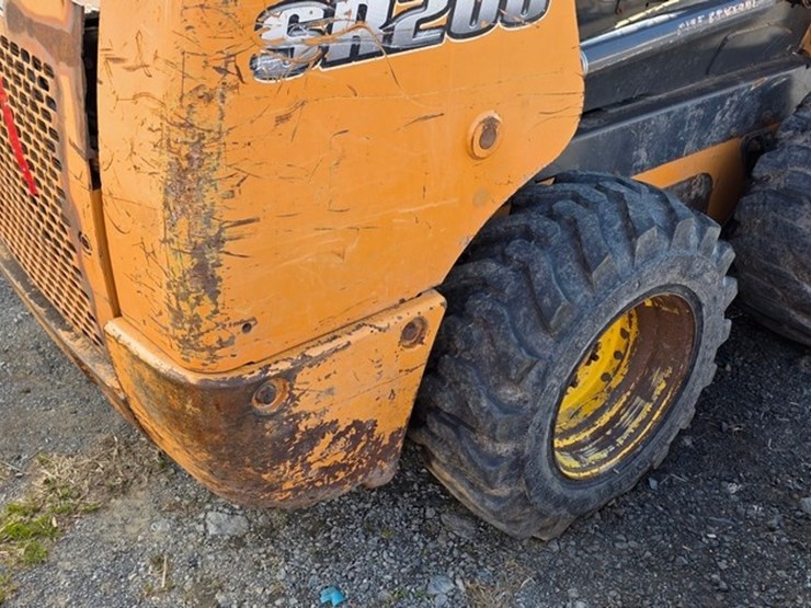 2011-case-sr200-image-14