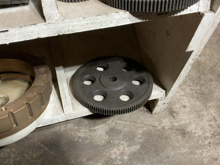 #232-•-shelf-and-contents-image-20