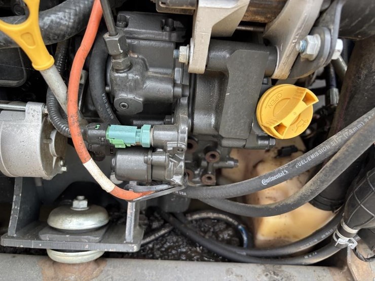 2018-bobcat-s595-image-36