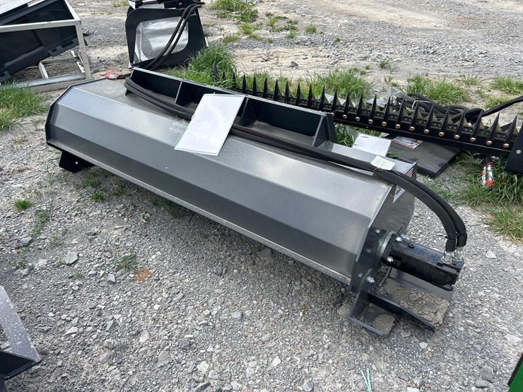 #44-•-wolverine-skid-steer-tiller-image-1