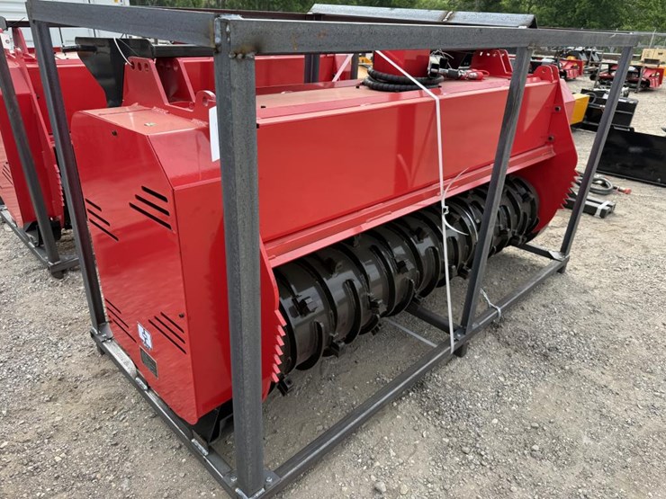 #146-•-skid-steer-mulcher-w/-72"-working-width-image-1