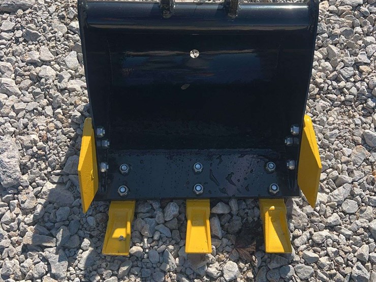 sdlanch-mini-excavator-bucket-image-1