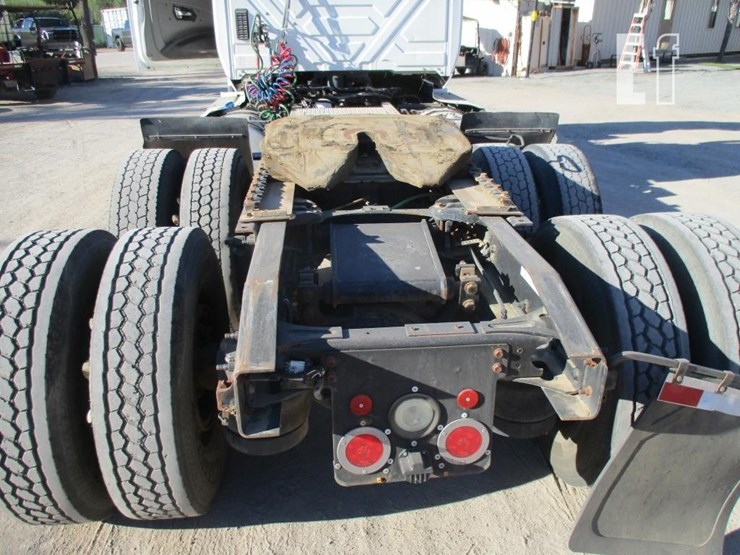 2017-international-prostar-image-20