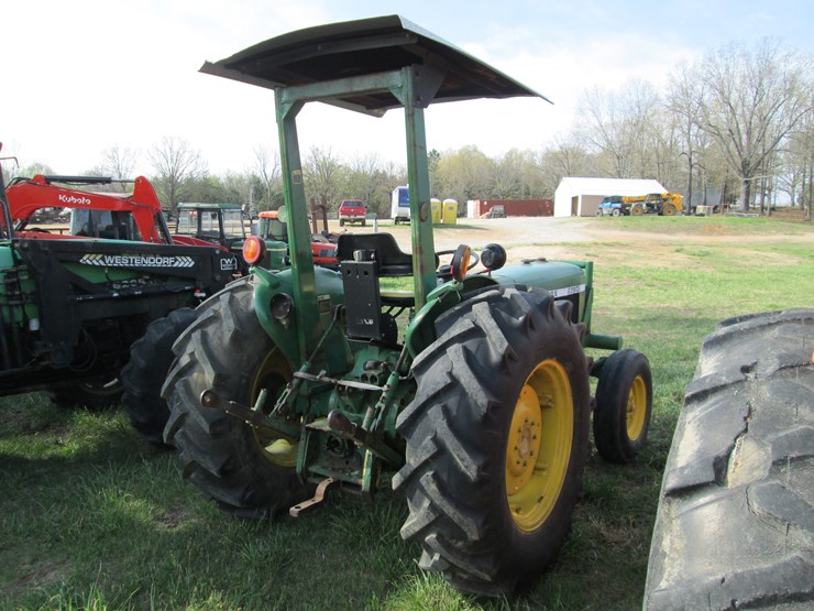 john-deere-2240-image-3