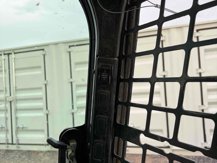 2018-bobcat-t595-image-13