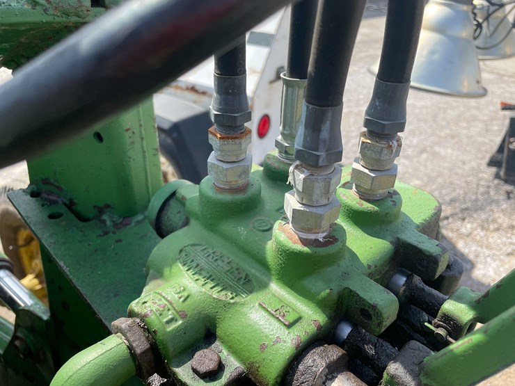 1961-john-deere-2010-image-39