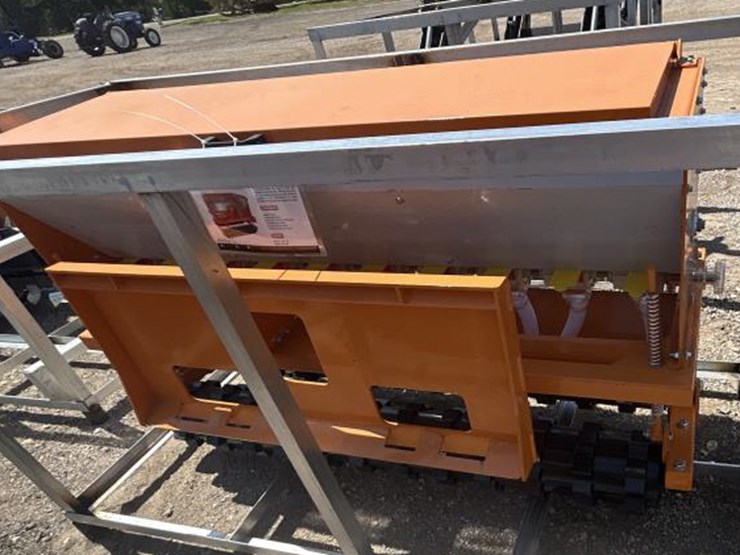 #17-•-no-till-seed-drill-for-tractor-&-skid-steer-image-3