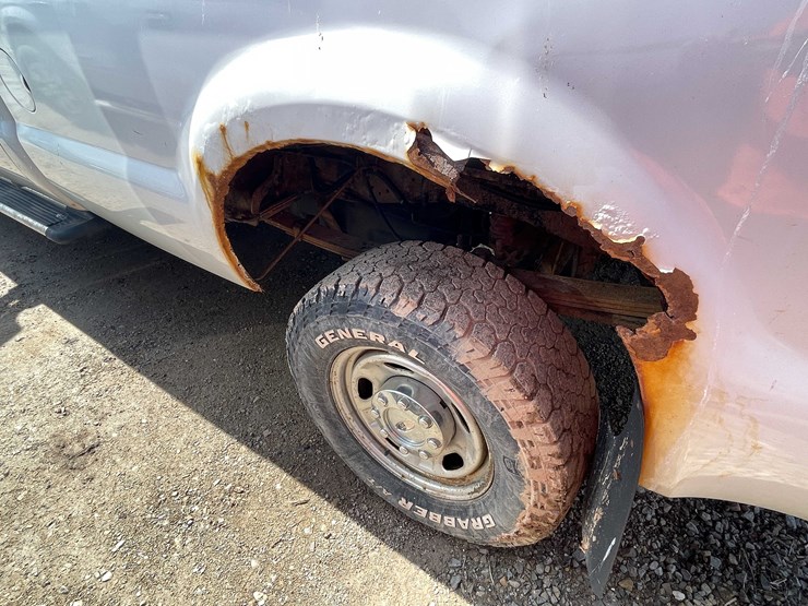 #5672-•-2010-f250-4x4-extended-cab-(has-wi-title)-image-17