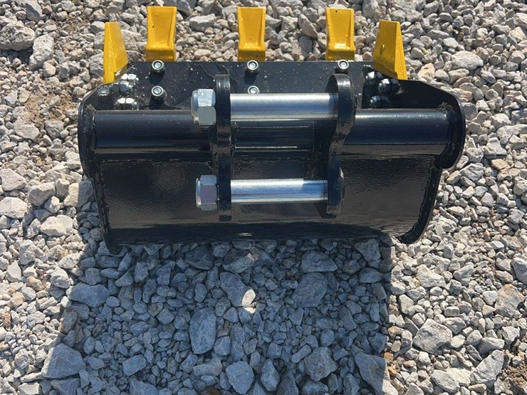 sdlanch-mini-excavator-bucket-image-2