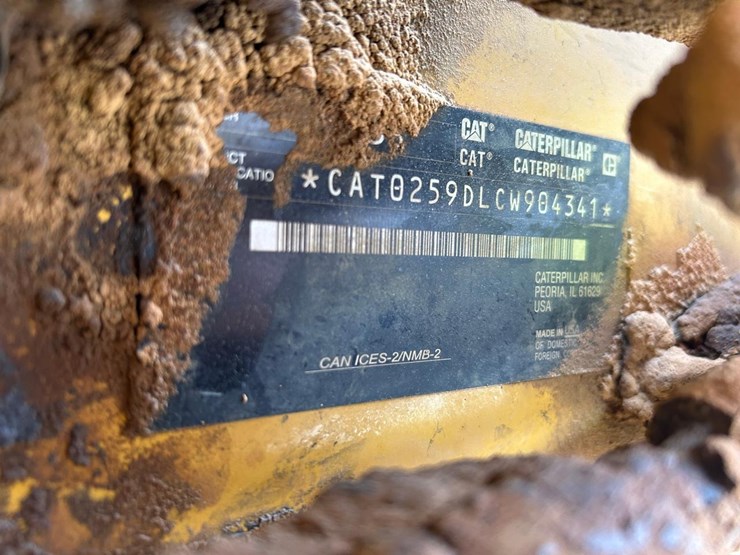 2020-caterpillar-259d3-image-15