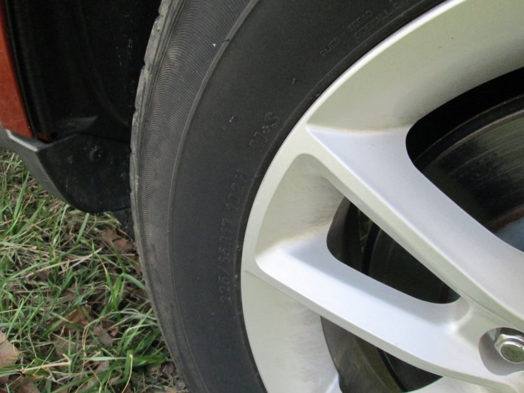 2014-dodge-journey-sxt-image-6