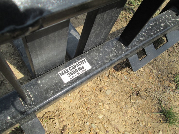 #44063-•-4'-skid-steer-forks-image-4
