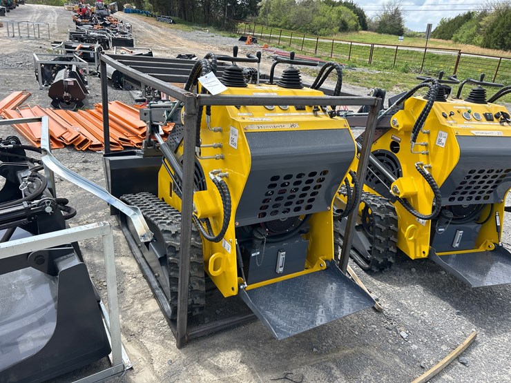 #11-•-2026-ats-t460-mini-skid-steer-loader-image-4