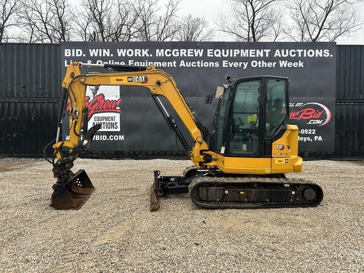 2022-caterpillar-305-image-1