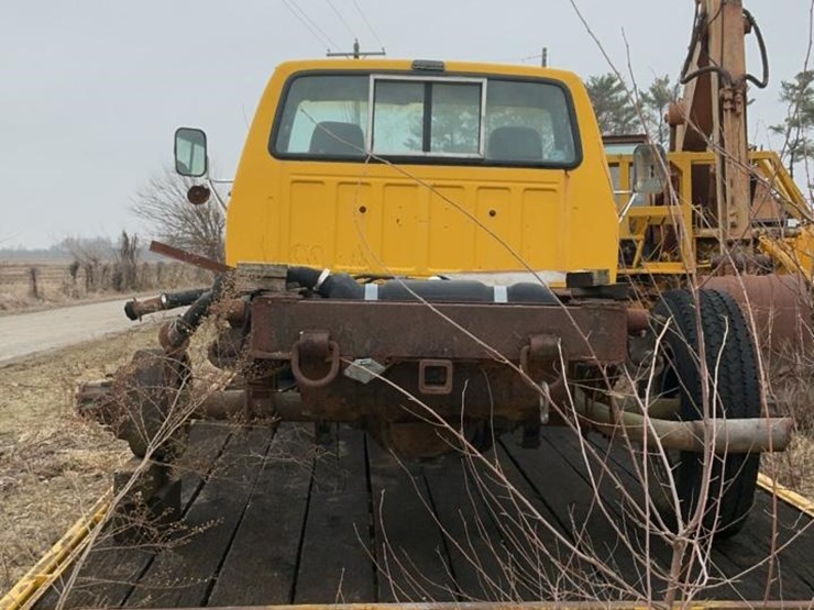 1993-ford-f350-xlt-image-4