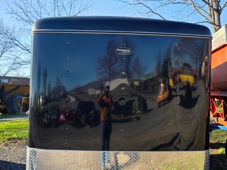 new-2005-carry-on-2-axle-box-trailer-(title)-image-21