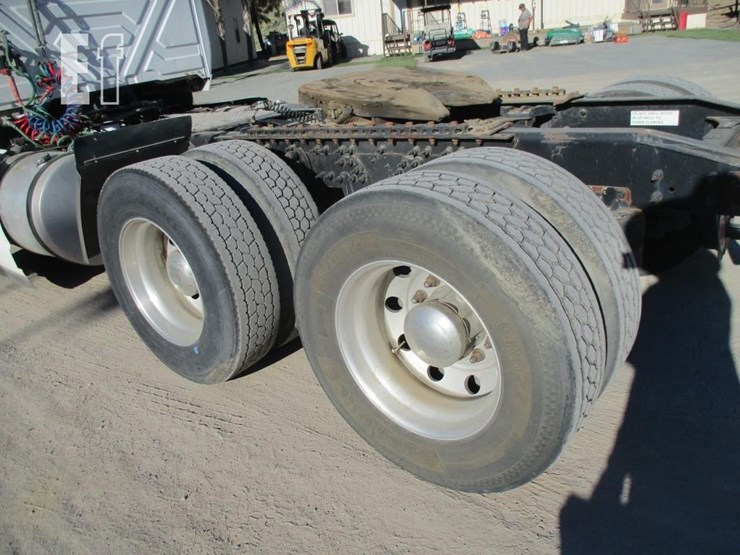 2017-international-prostar-image-21