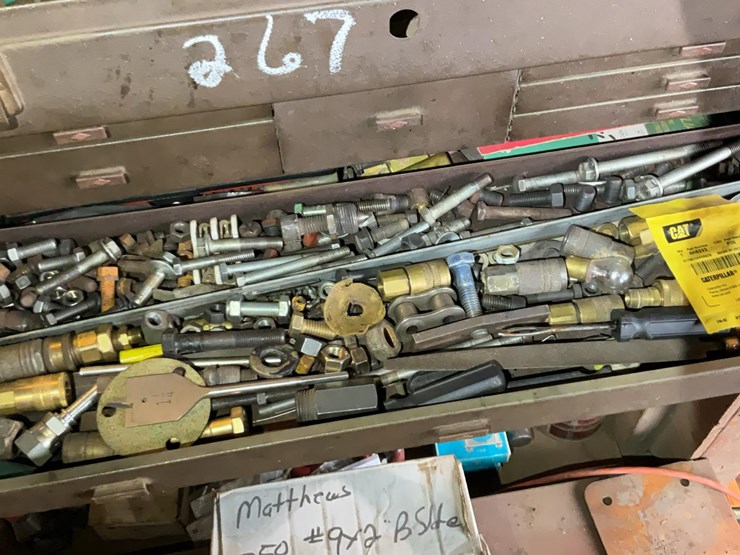 #266-•-tool-chest,-oils,-torches-and-parts-image-20