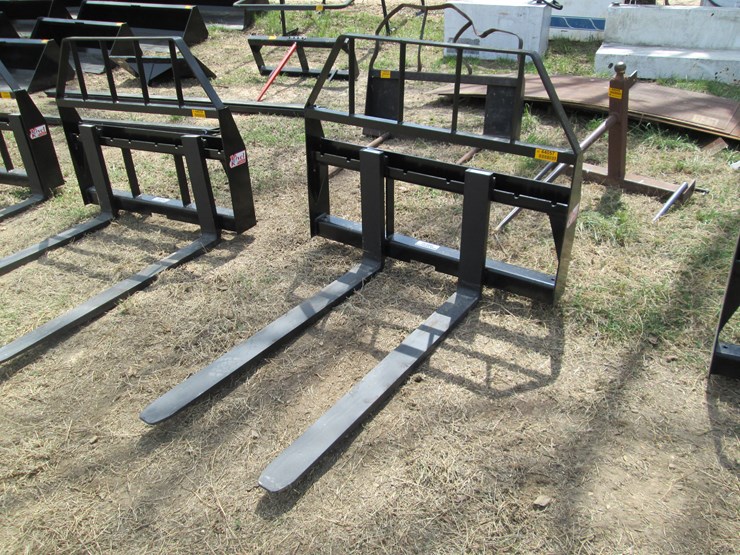 #44057-•-4'-skid-steer-forks-image-1