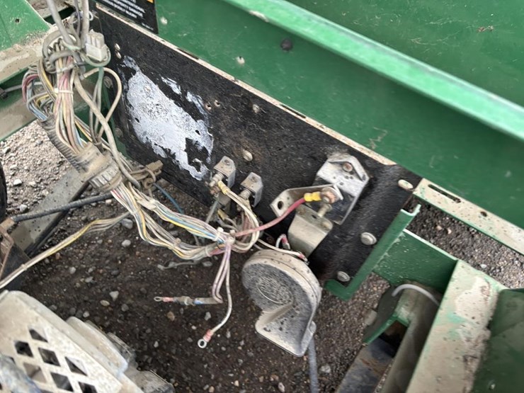 taylor-dunn-b210-image-14