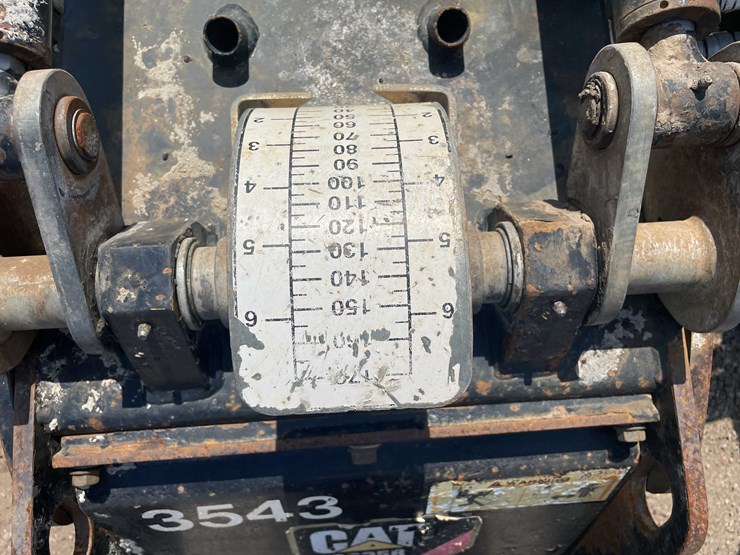 #5683-•-2019-cold-planer-cat-pc305b-image-11