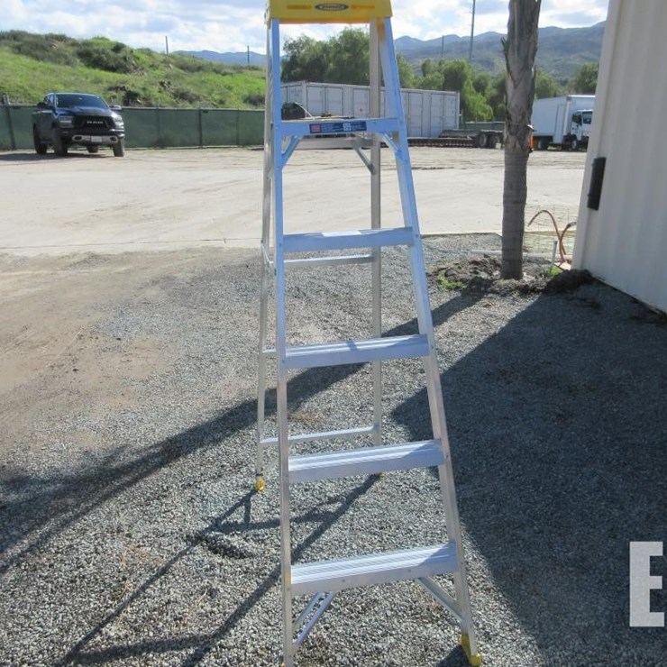 WERNER 6' ALUMINUM STEP LADDER