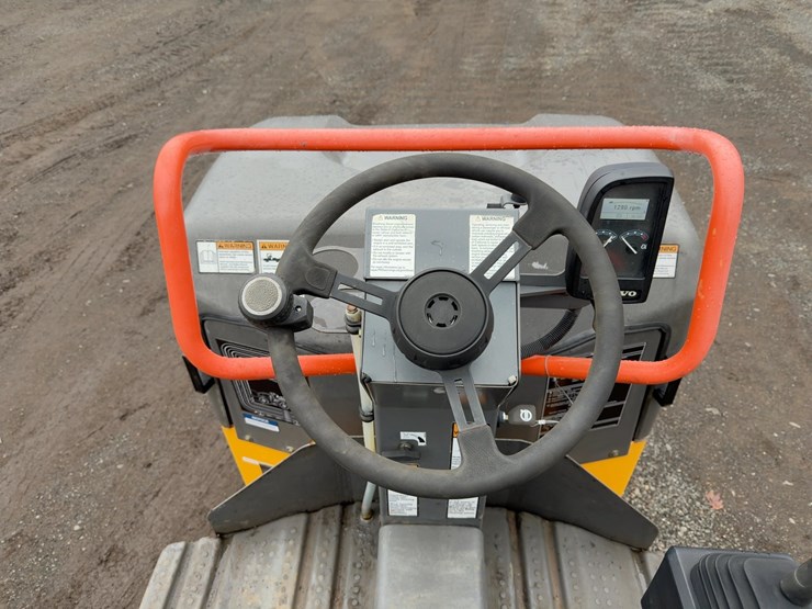 2021-volvo-dd30b-image-18