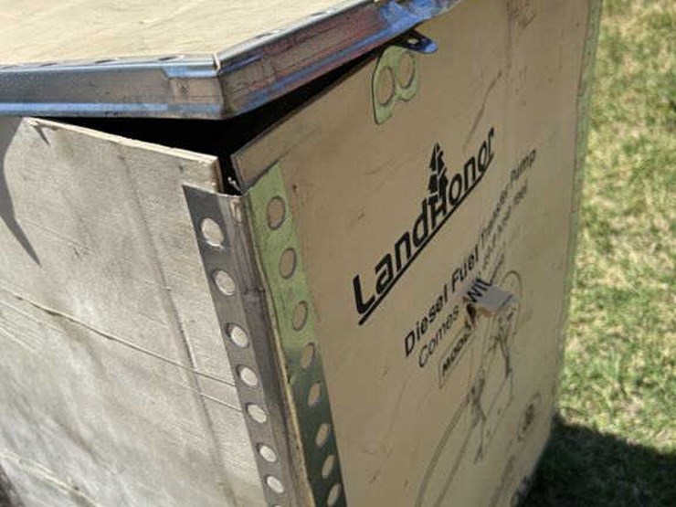 #129-•-diesel-transfer-pump-w/-49'-hose-reel-image-4