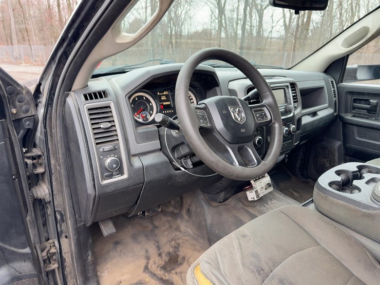 2015-dodge-ram-4500hd-image-19