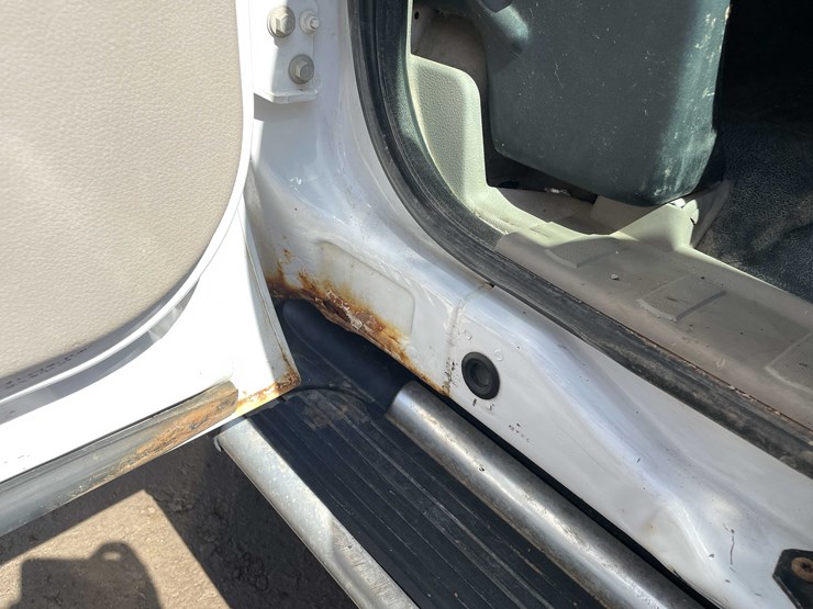 #5672-•-2010-f250-4x4-extended-cab-(has-wi-title)-image-87