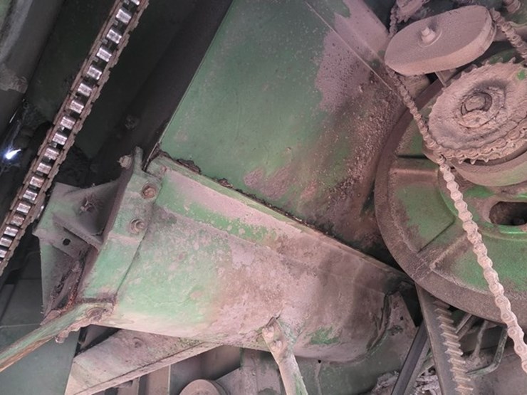 john-deere-6600-image-32