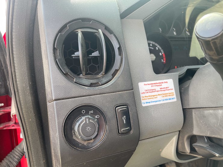 #5677-•-2011-f250-4x4-extended-cab-(has-wi-title)-image-65