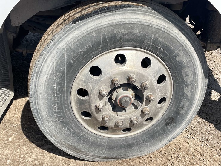 2004-kenworth-t800-image-15