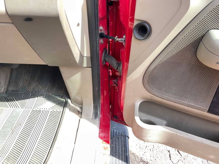 #5675-•-2006-f150-4x4-extended-cab-long-box-(has-wi-title)-image-97