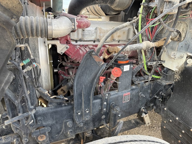 2014-mack-pinnacle-chu613-image-29