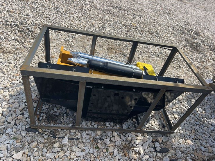 agrotk-skid-steer-hydraulic-hammer-image-3