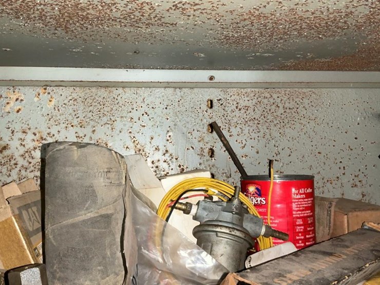 #231-•-parts-shelf-and-contents-image-45