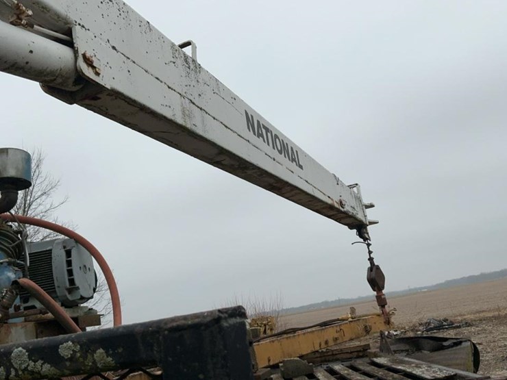 #303-•-mack-crane-truck-image-57