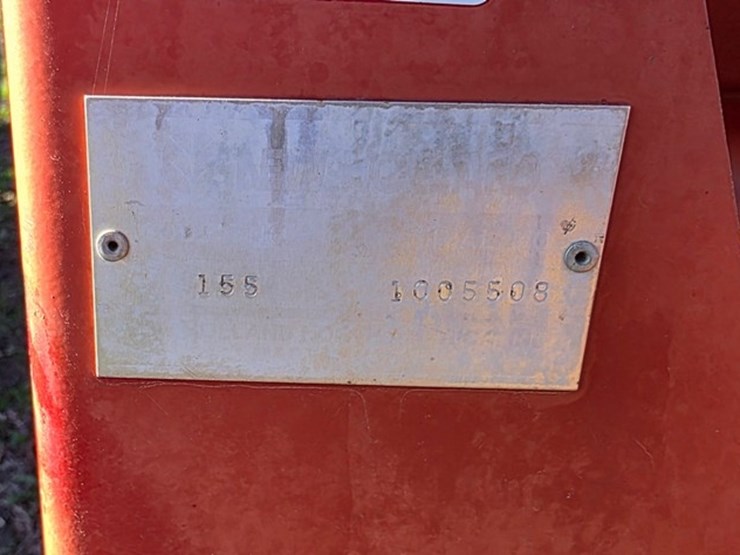 new-holland-155-image-5