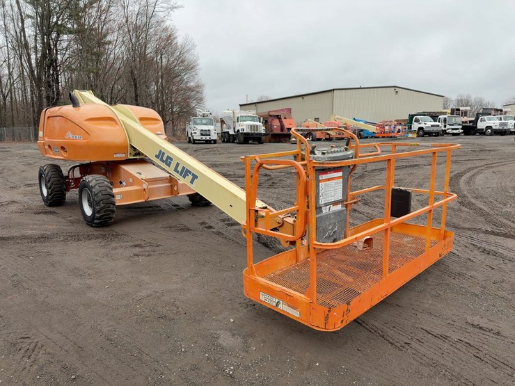 2014-jlg-400s-image-7