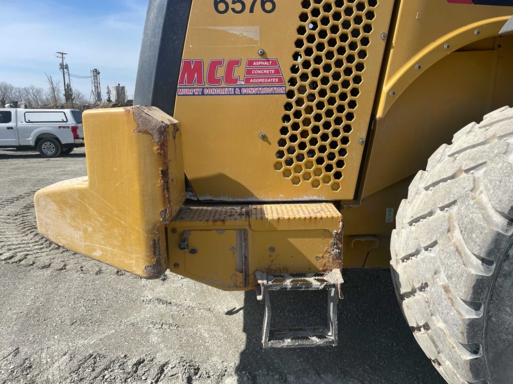 caterpillar-982m-image-23