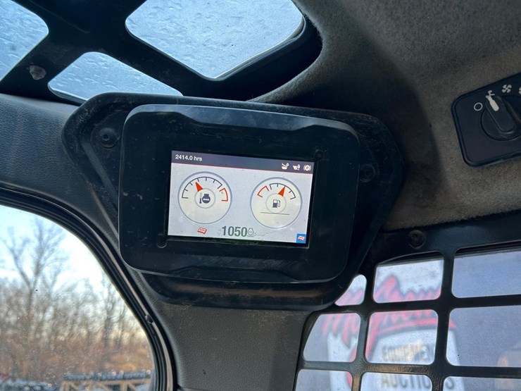 2021-bobcat-t76-image-22