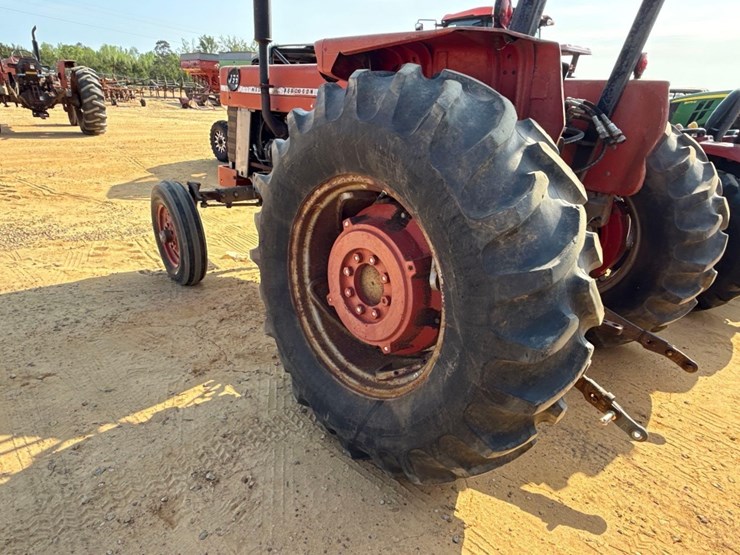 massey-ferguson-165-image-11