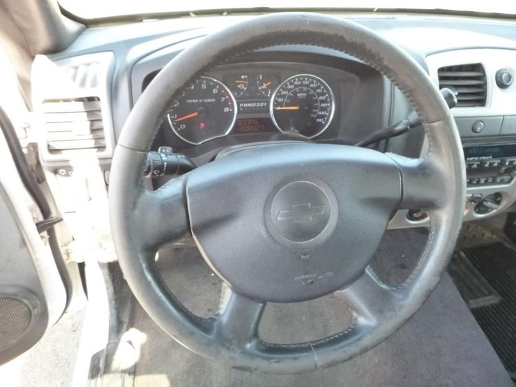 2009-chevrolet-colorado-image-11