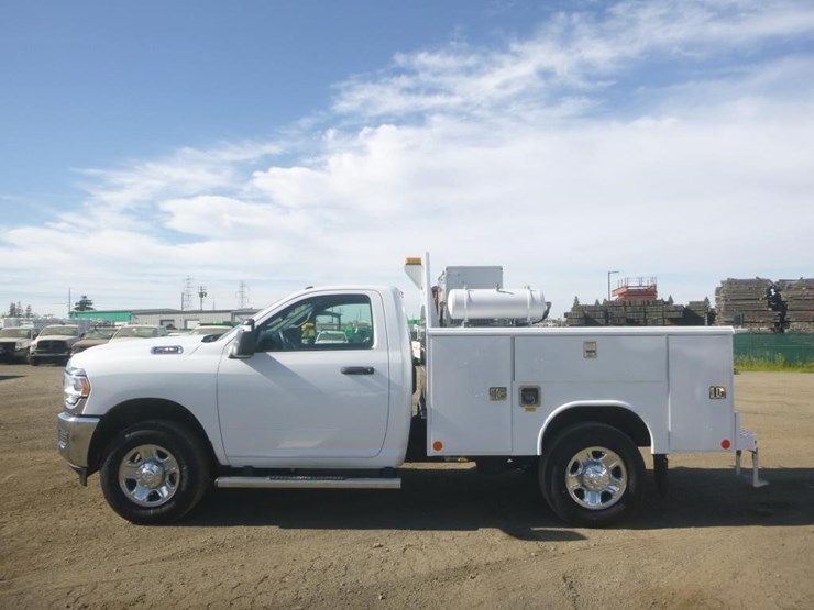 2024-dodge-2500-image-5